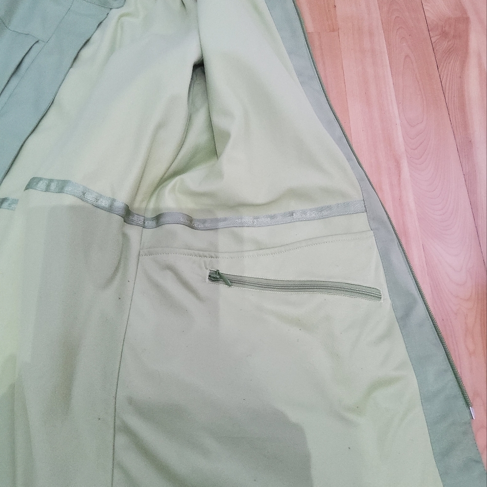 Coat - Picture 3 of 5